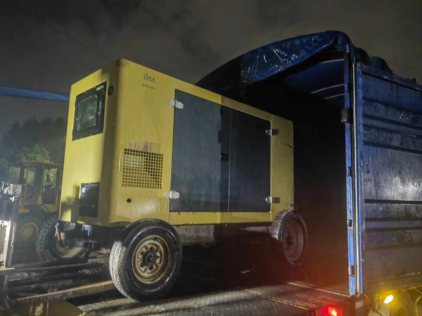 灵璧如何根据负载特性选择合适的柴油发电机？