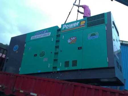 灵璧柴油发电机组转速不稳定时，如何对发动机进行维护？