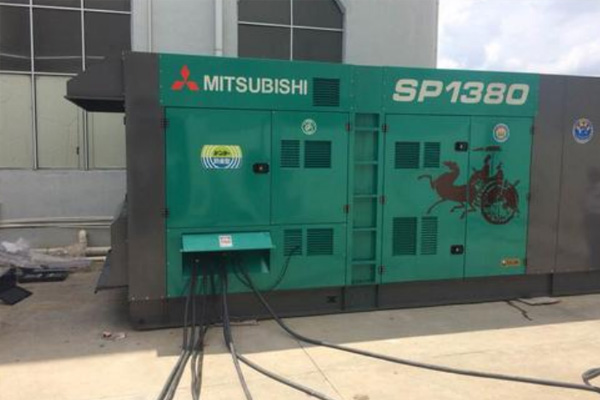 灵璧为什么有些柴油发电机组的输出电压可以调节？