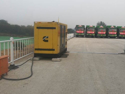 灵璧电力系统的稳定性和设备兼容性如何影响发电机组的频率规格？