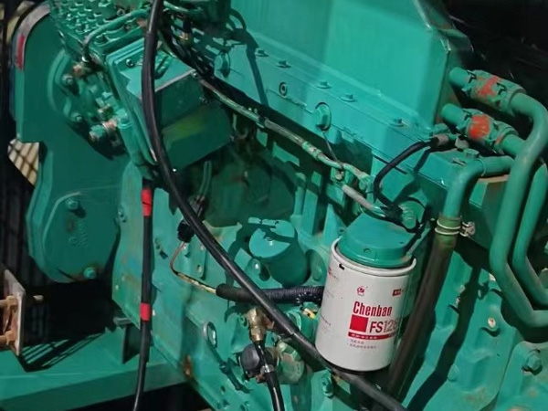 灵璧如何确定新的发电机组控制系统是否与原系统兼容？